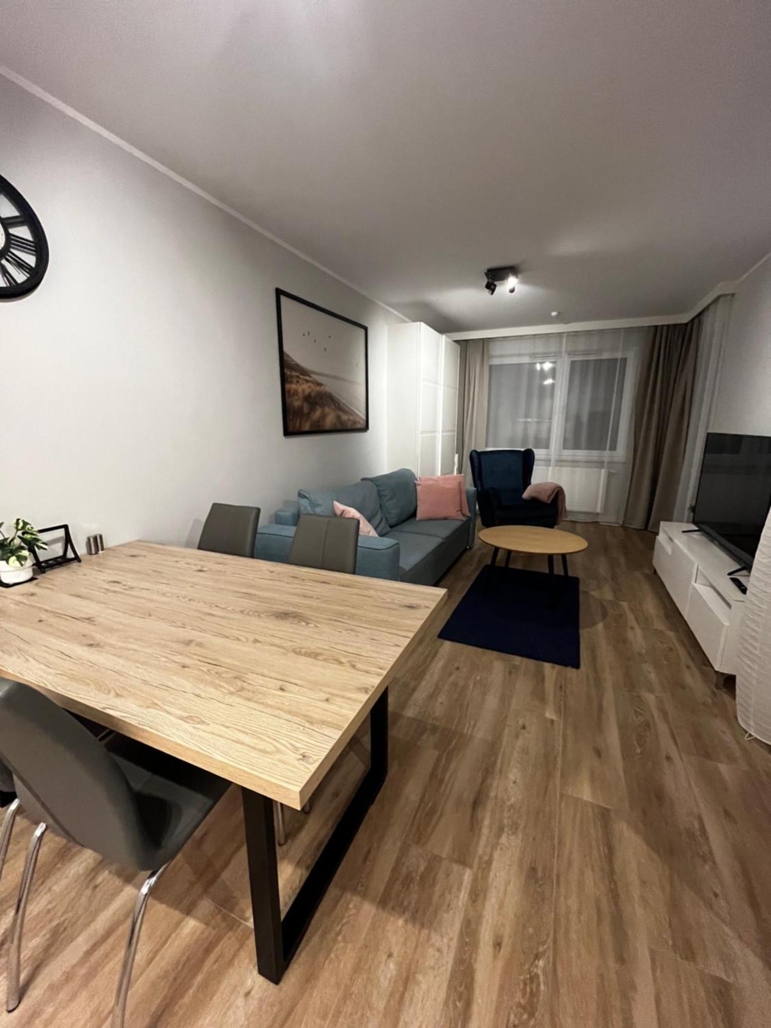 Apt Nadmorskie - 4 Pory Roku Kolobrzeg Luaran gambar